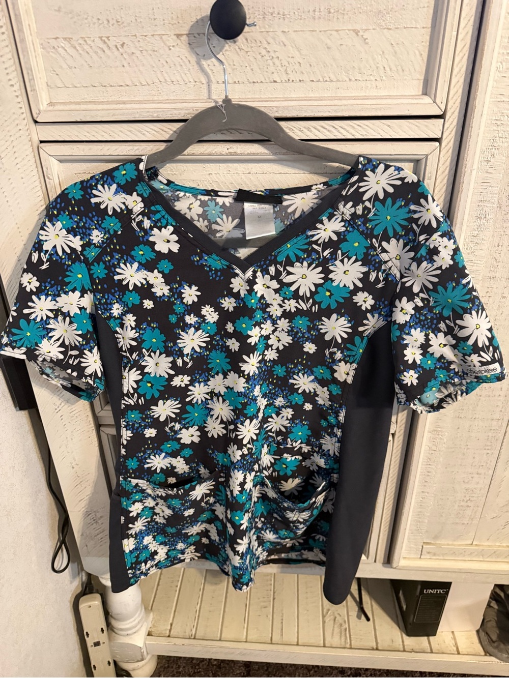 Cherokee Black Floral V-Neck Scrub Top with Teal & White Daisies
